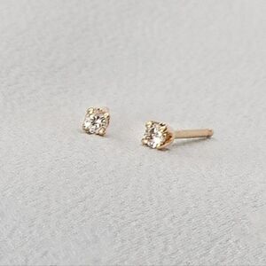Melanie Auld Diamond Stud Earrings